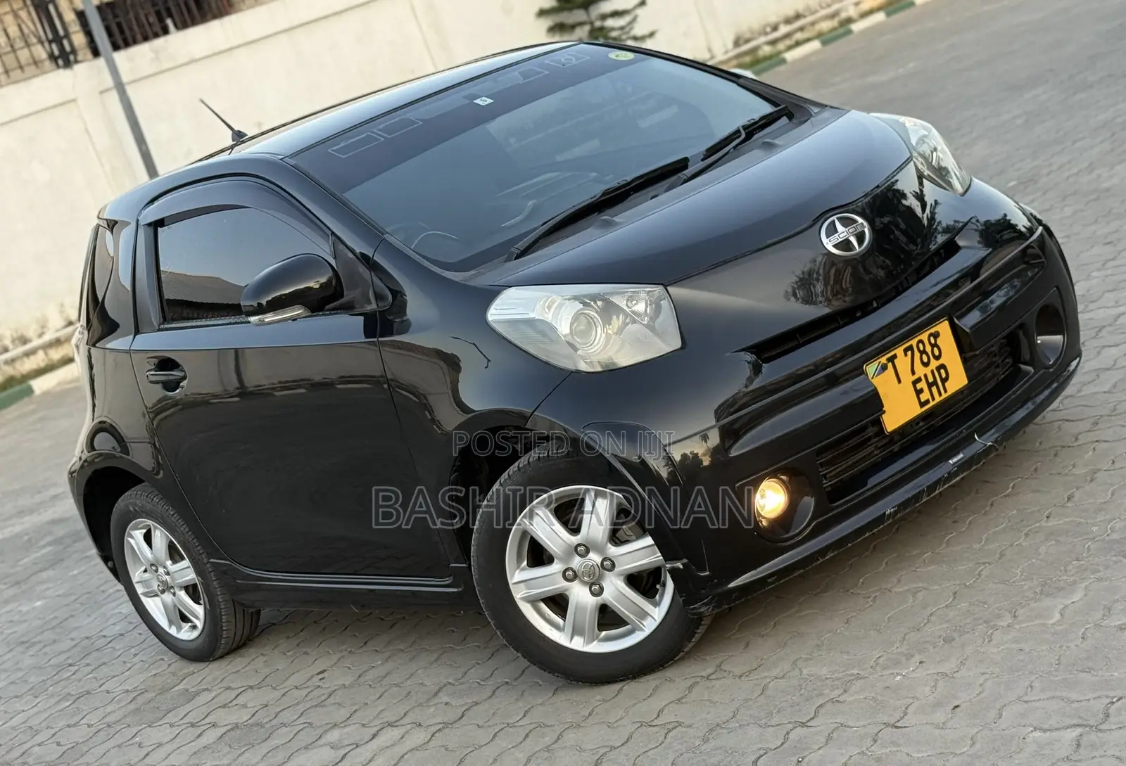 Toyota iQ 1.0 2010 Black