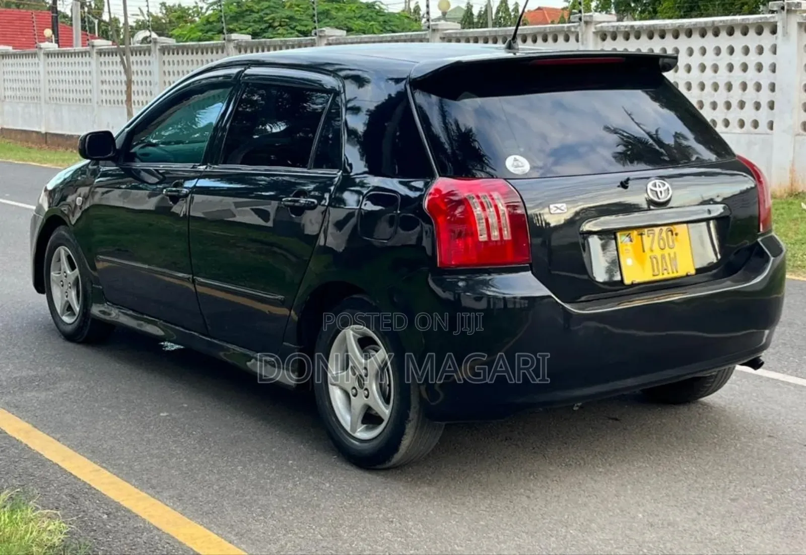 Toyota Corolla RunX 2002 Black