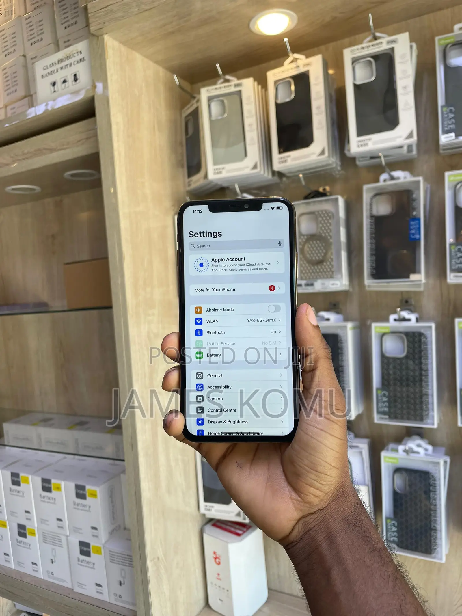 Apple iPhone 11 Pro Max 64 GB Gold