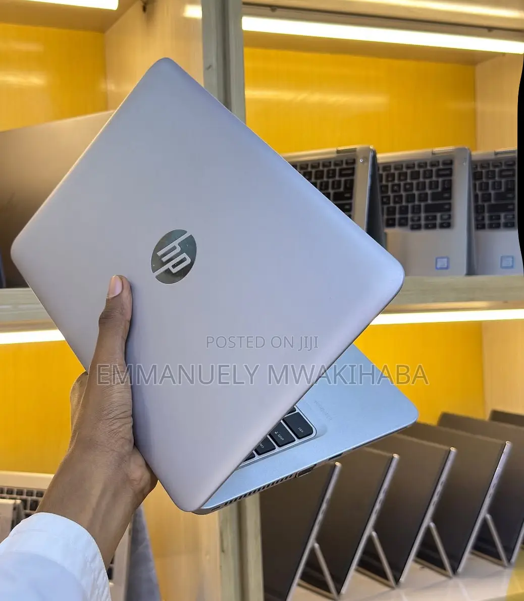 Laptop HP EliteBook 820 G3 8GB Intel Core I5 SSD 256GB