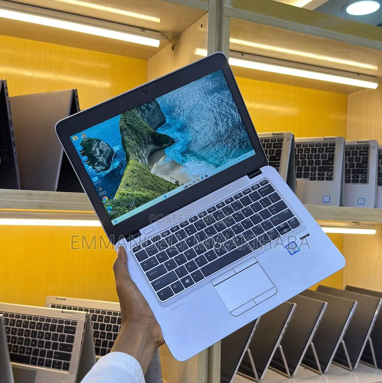 Laptop HP EliteBook 820 G3 8GB Intel Core I5 SSD 256GB