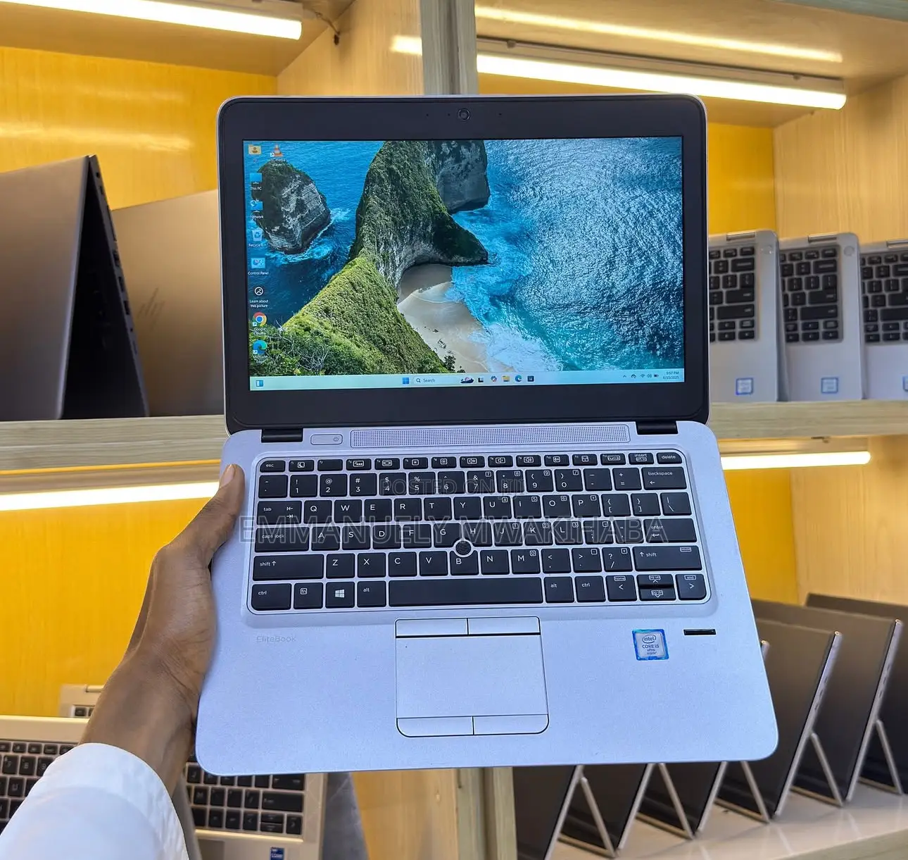 Laptop HP EliteBook 820 G3 8GB Intel Core I5 SSD 256GB