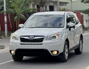 Subaru Forester 2013 White