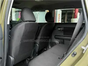 Toyota Corolla Rumion 2009 Green