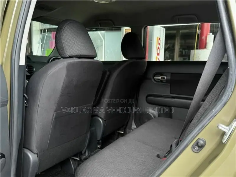 Toyota Corolla Rumion 2009 Green