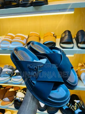 Fend Men Sandals