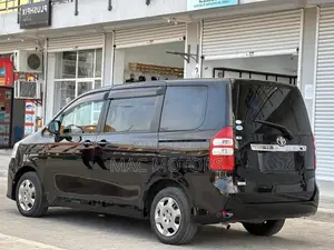 Toyota Noah 2011 Black