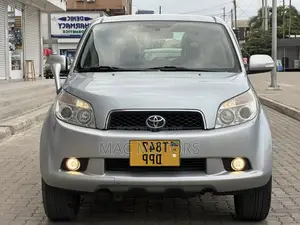 Toyota Rush 1.5 RWD 2006 Silver