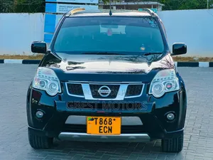 Photo - Nissan X-Trail 2011 Black