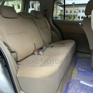 Toyota Raum 2008 Silver