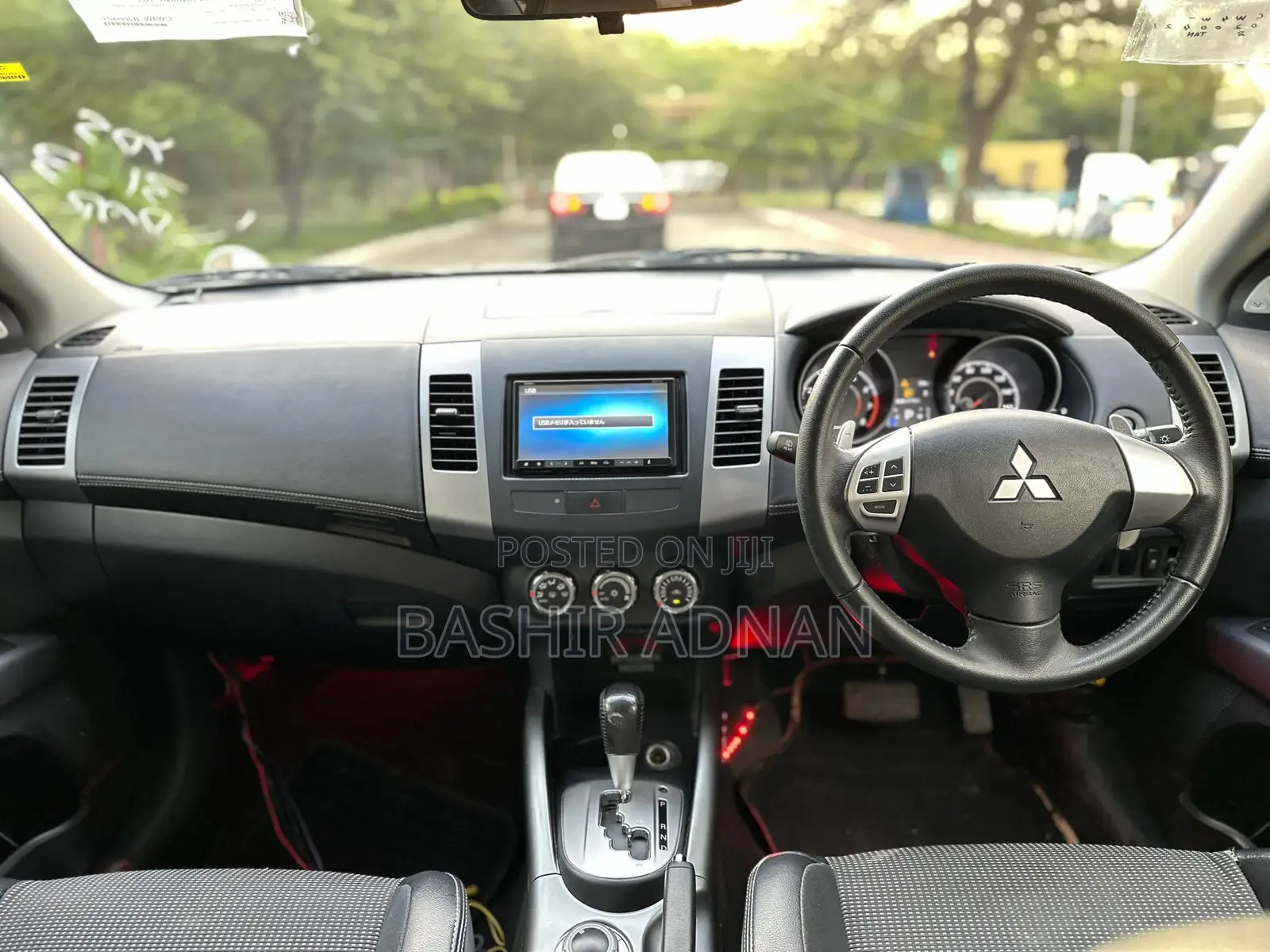 Mitsubishi Outlander Sport SE 2011 White