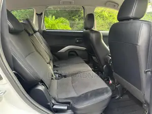 Mitsubishi Outlander Sport SE 2011 White