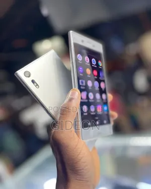 Sony Xperia XZs 32 GB Silver