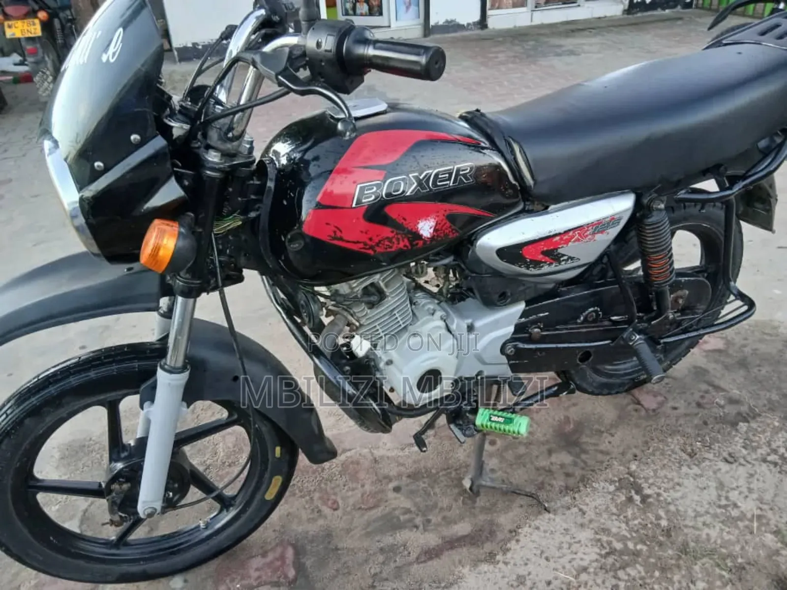 Bajaj Boxer X125 2024 Black