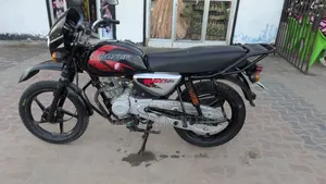 Bajaj Boxer X125 2024 Black