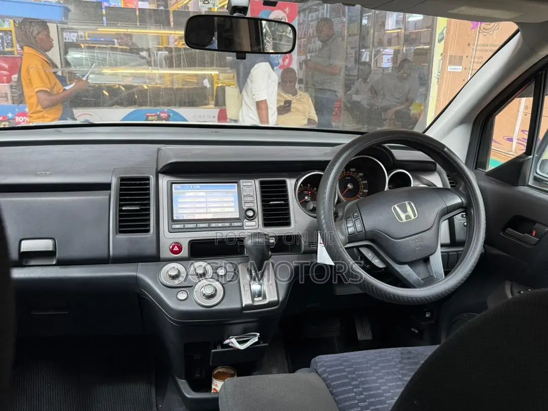 Toyota Alphard 2006 White