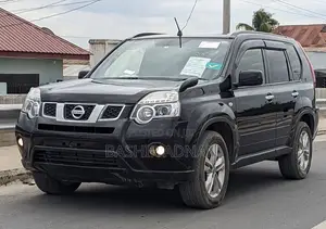 Nissan X-Trail 1.6 Diesel FWD 2014 Black