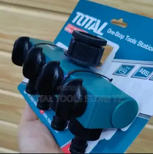 Total Garden Water Hose Connector - 9/ 4 Way / Plastic