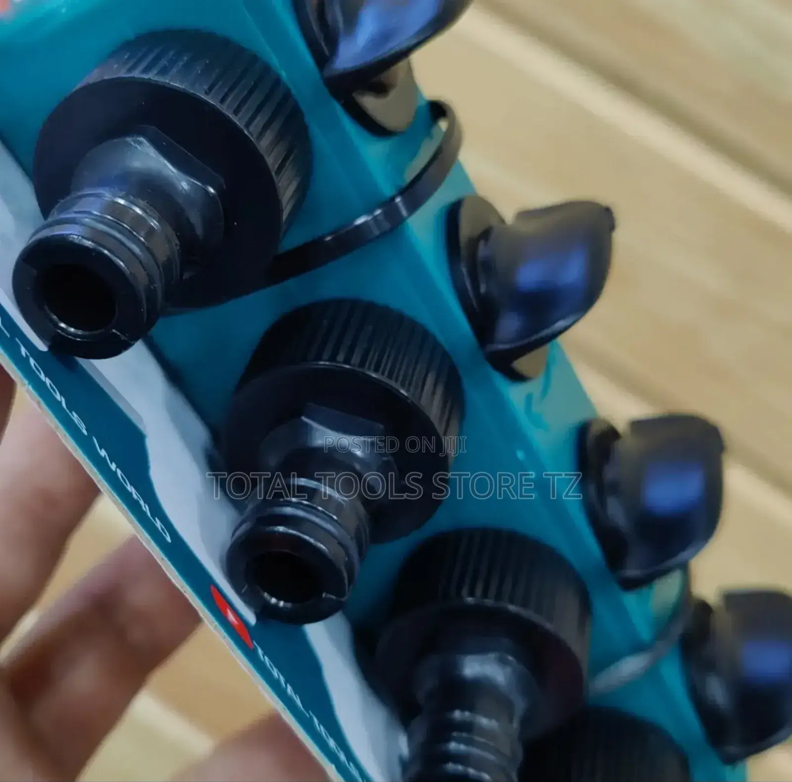 Total Garden Water Hose Connector - 9/ 4 Way / Plastic