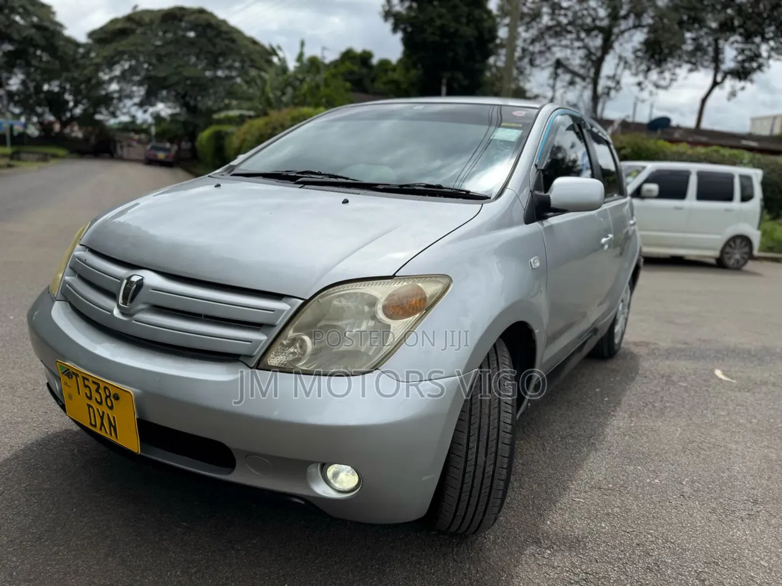 Toyota IST 2003 Silver