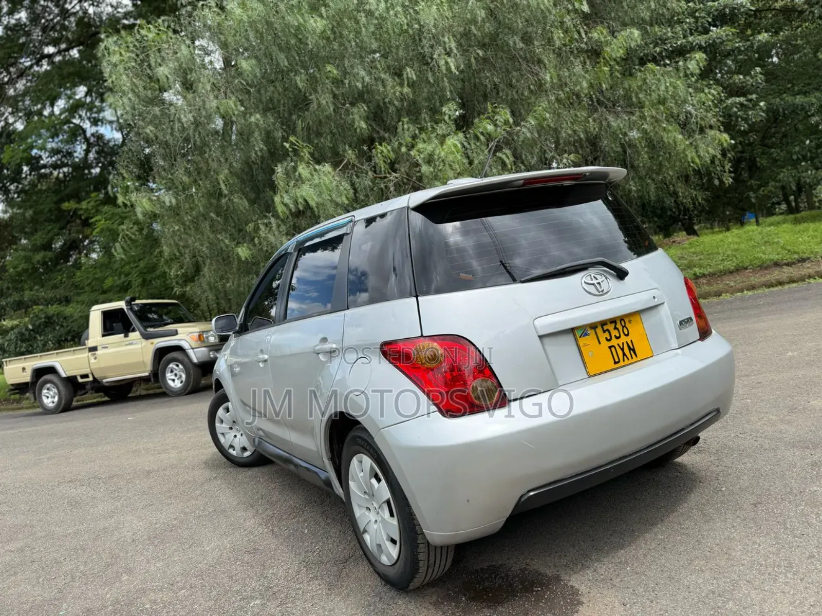 Toyota IST 2003 Silver