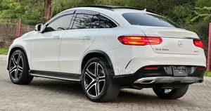 Mercedes-Benz GLE-Class 2018 White