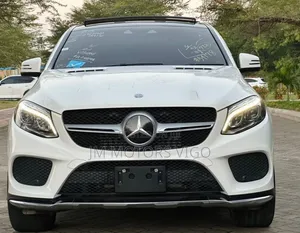 Mercedes-Benz GLE-Class 2018 White