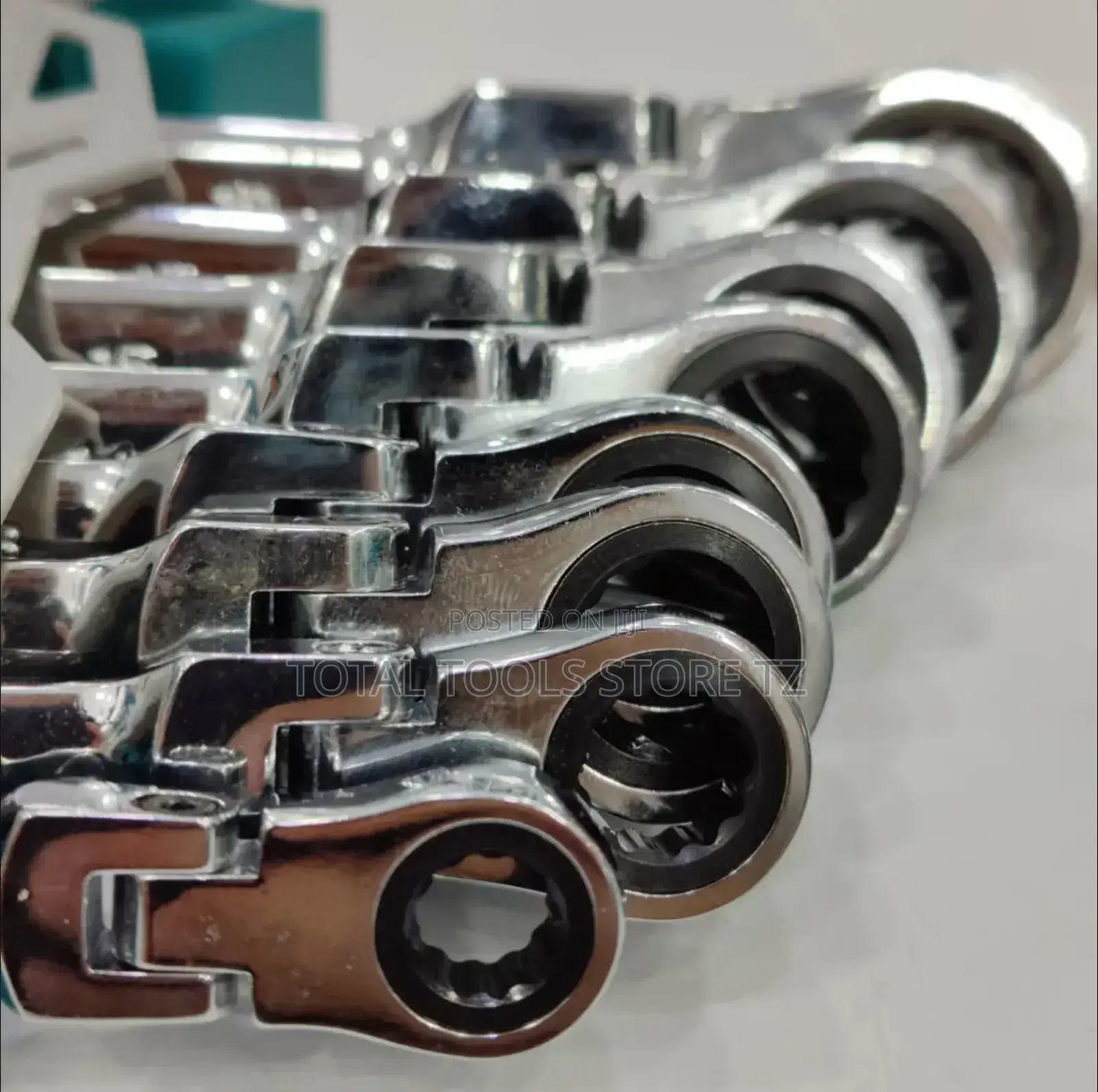 Total Spanner Set - 8 Combination / Ratchet Type Flexible