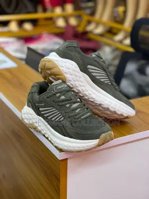 Skechers Monster Evo