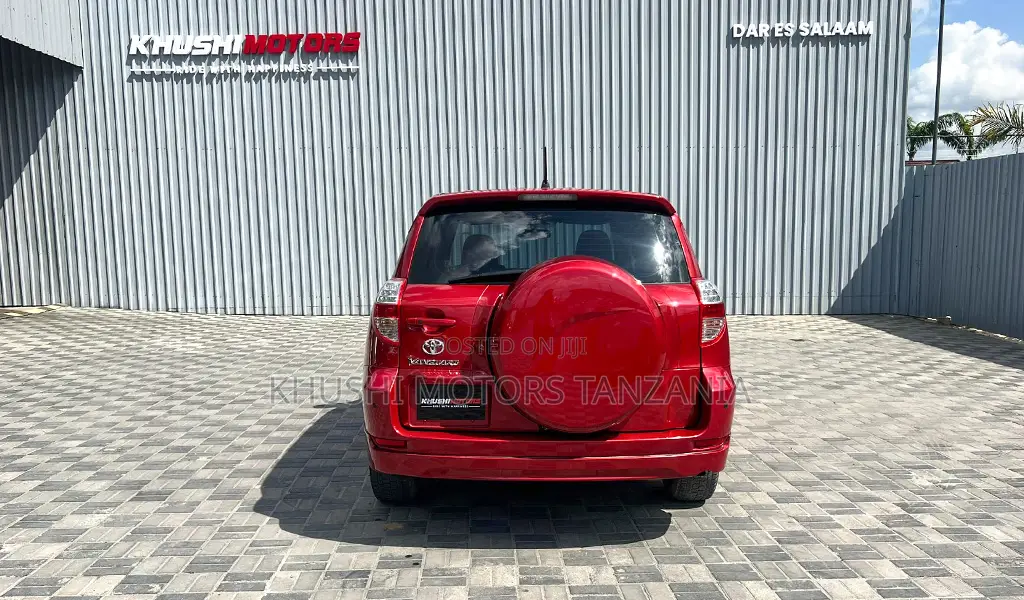 Toyota Vanguard 2009 Red
