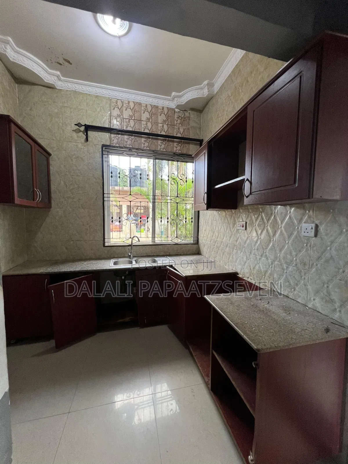 3bdrm Apartment in Dalalipapaatzseven, Kinondoni for rent