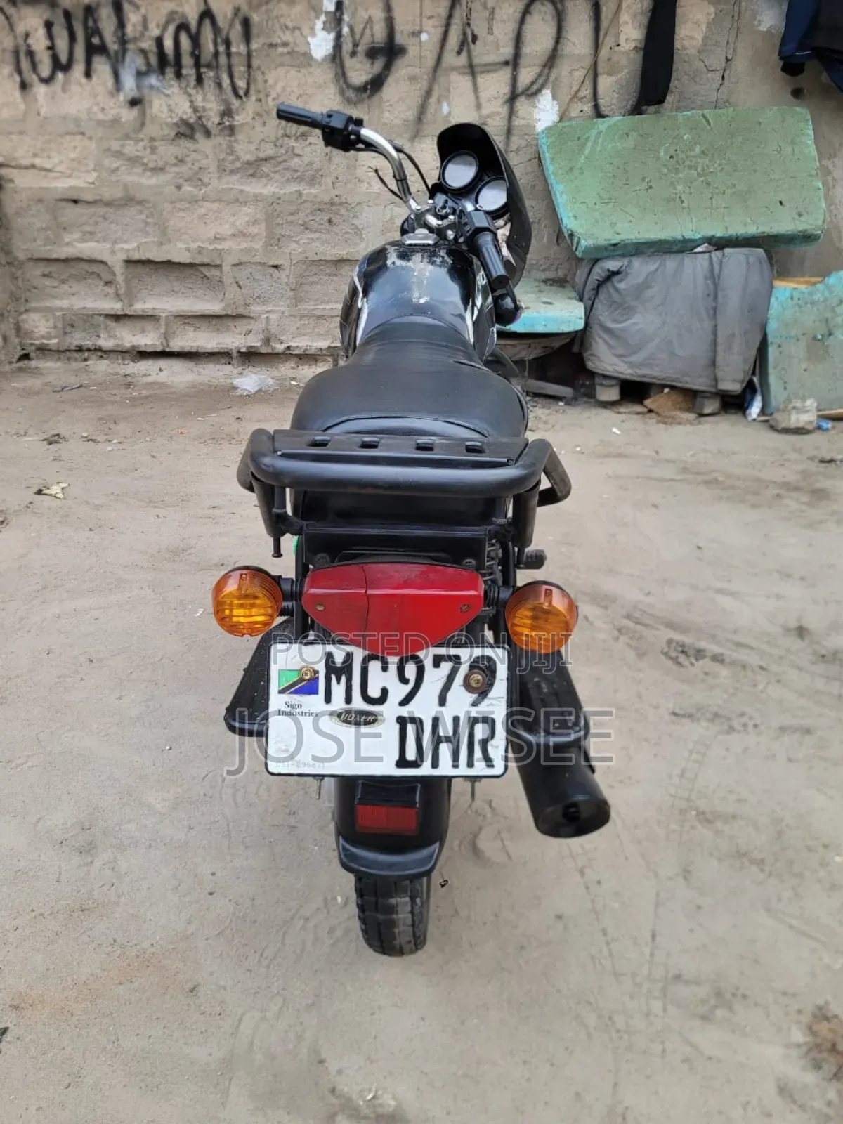 Bajaj Boxer 125 2025 Black