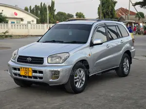 Photo - Toyota RAV4 2002 Silver