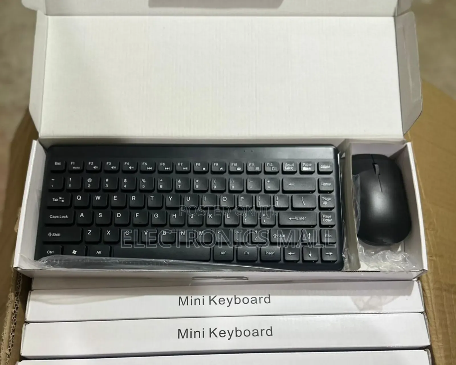 Wireless Mini Keyboard 8835