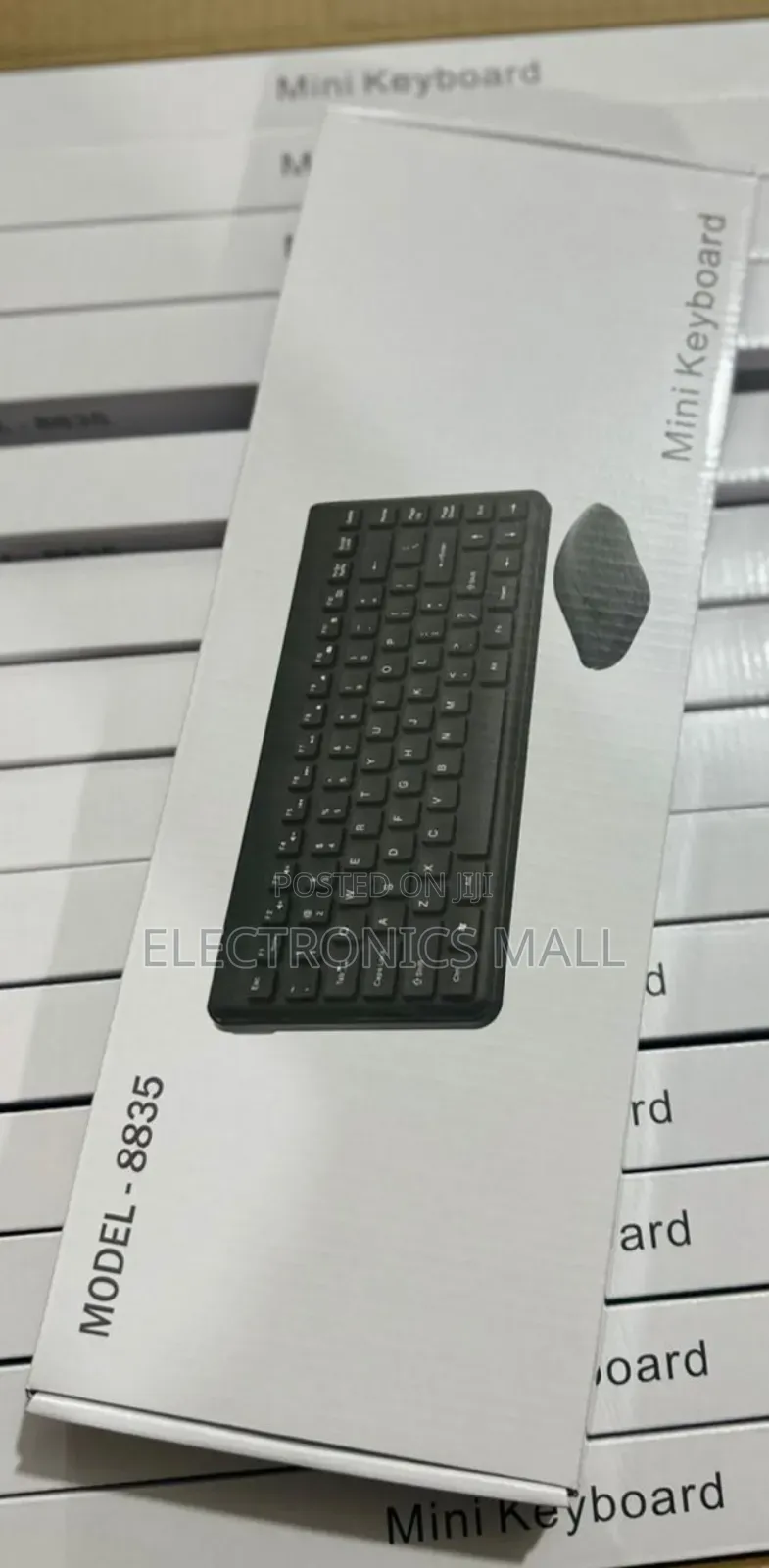 Wireless Mini Keyboard 8835