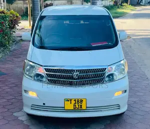 Photo - Toyota Alphard 2005 White