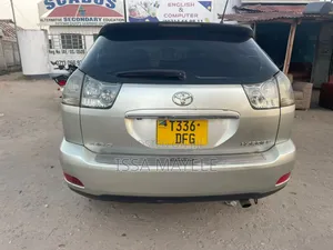 Photo - Toyota Harrier 2007 Silver