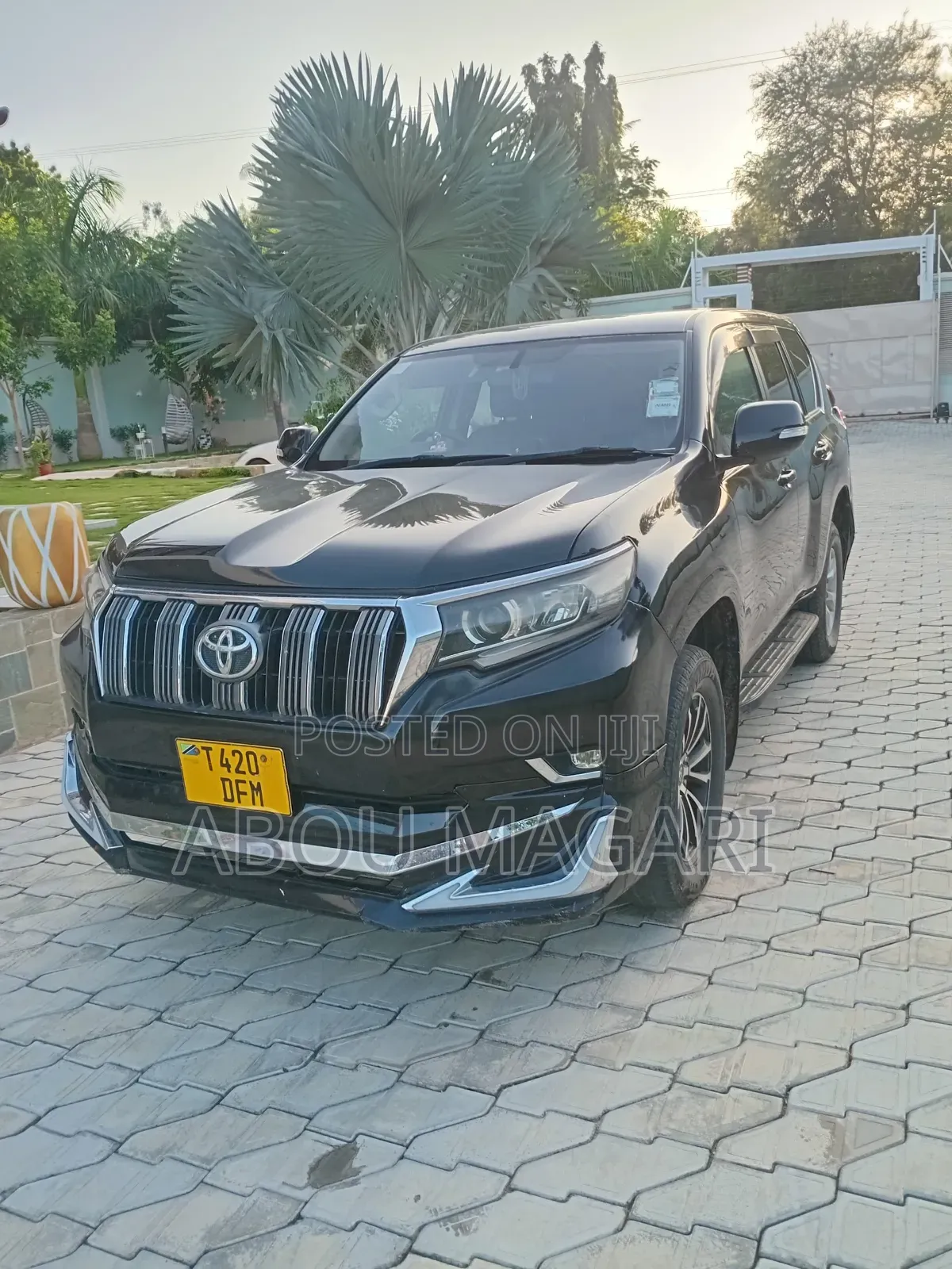 Toyota Land Cruiser Prado 2012 Black