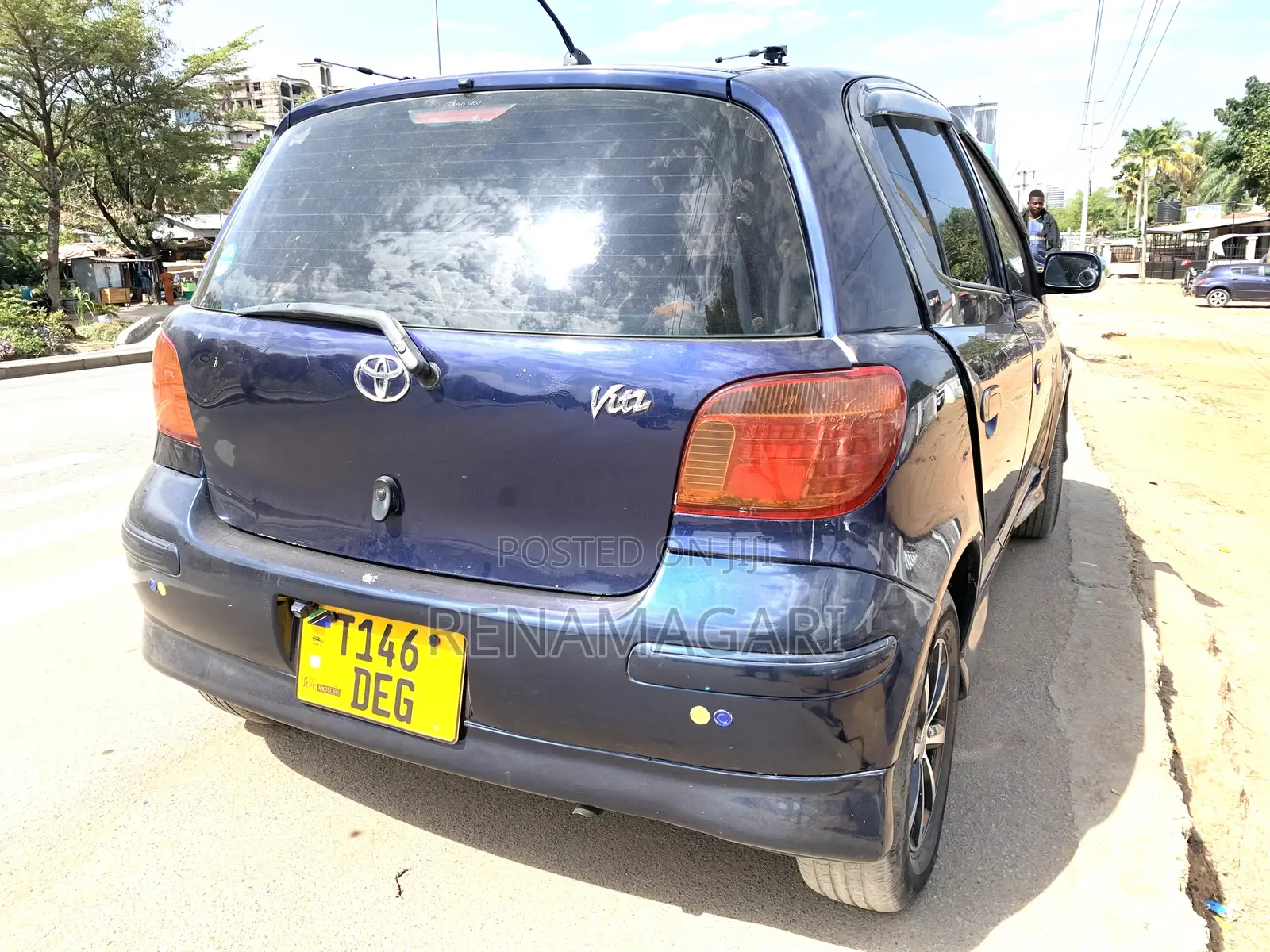 Toyota Vitz 2005 Blue