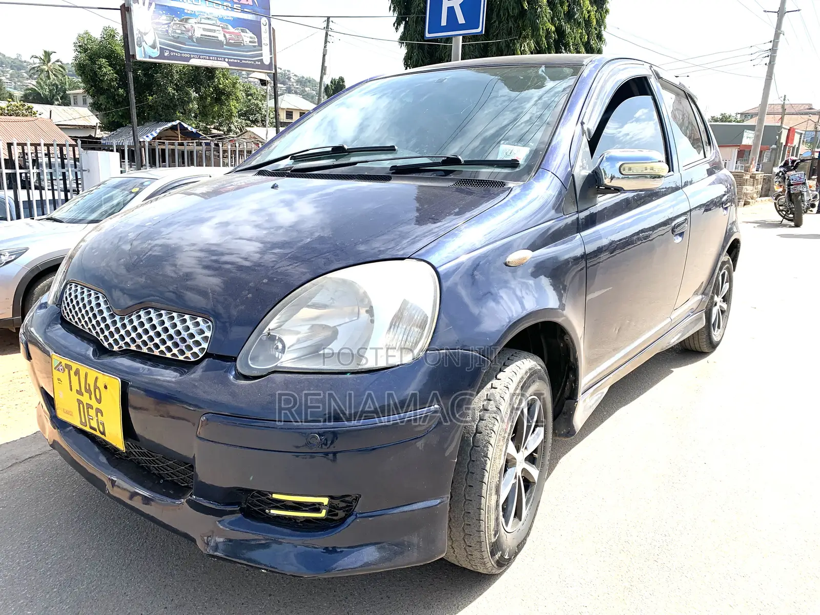 Toyota Vitz 2005 Blue