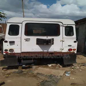 Land Rover Defender 2015 White