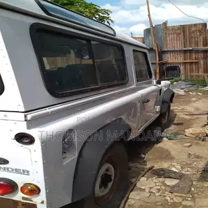 Land Rover Defender 2015 White