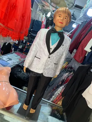 Kids Walking Elegant Suits/Promo Kids Suits