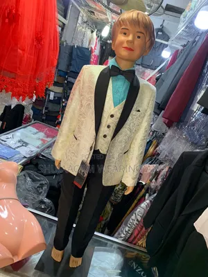 Kids Walking Elegant Suits/Promo Kids Suits