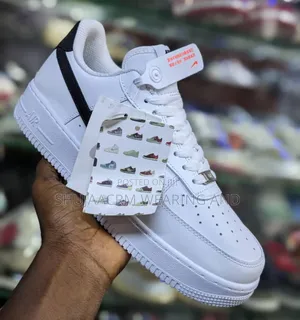 Ready for Eveything/Classic Sneakers