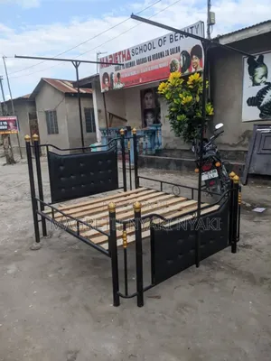 Photo - Bedsofa Ya Chuma 5/6 Imetumika Kidogo