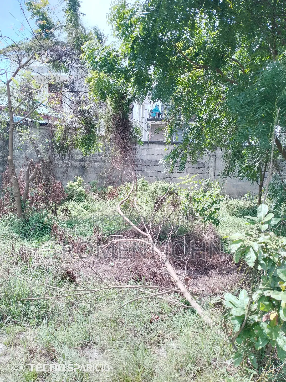 Eneo La Kibiashara Heka 2.5 Linauzwa Ml 750 Ukonga Mazizini.