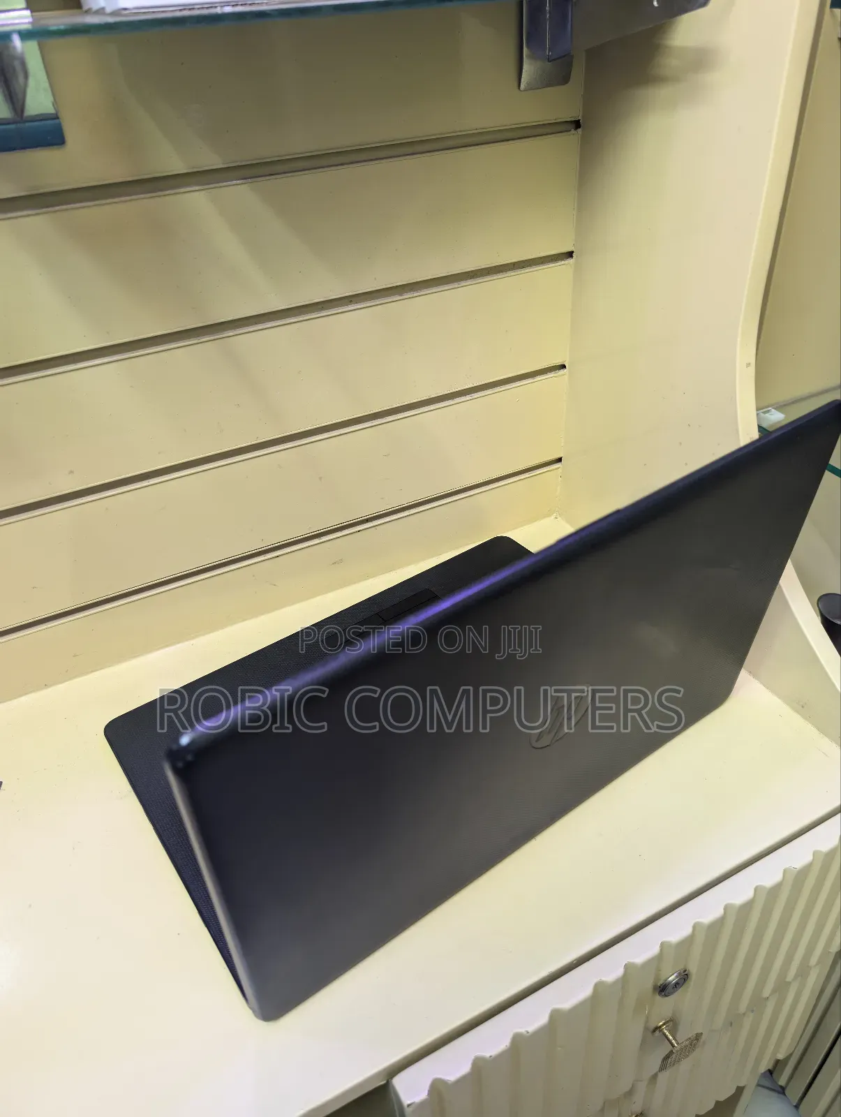 Laptop HP 17-3000 8GB Intel HDD 500GB