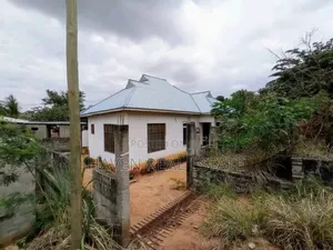 3bdrm House in Kinyerezi for sale