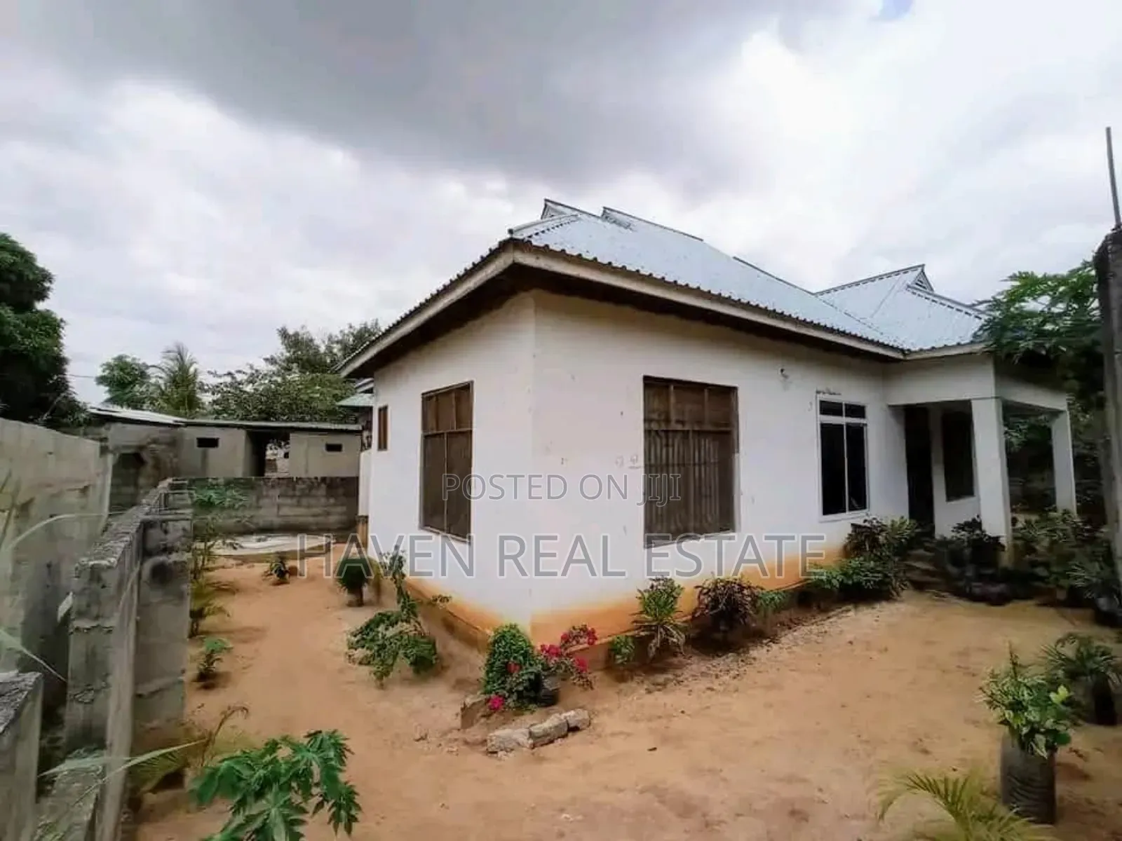 3bdrm House in Kinyerezi for sale